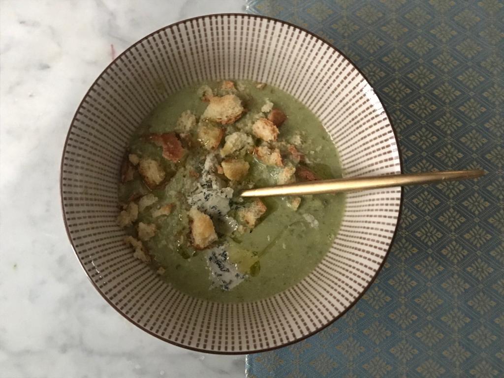 zucchini-soup-recipe-with-gorgonzola